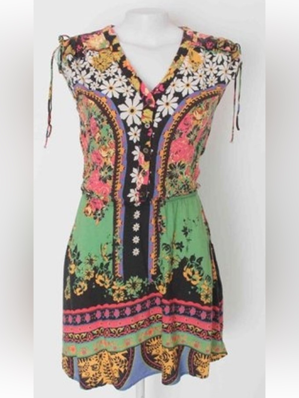 FARM Rio Green Multicolor Floral V-Neck dress